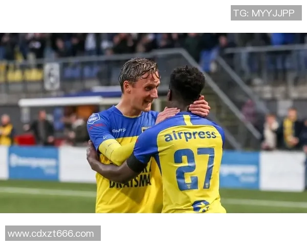 阿尔梅勒与坎布尔激战正酣比赛结果揭晓引发热议