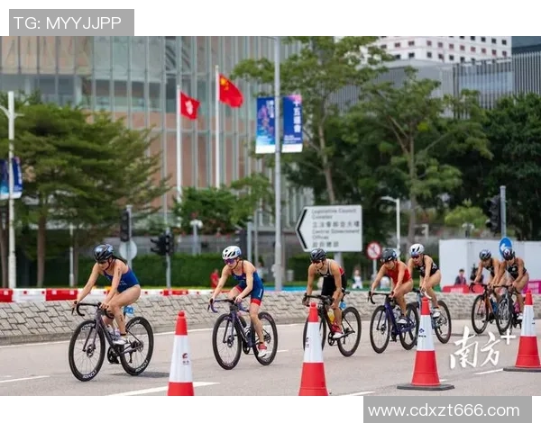 【视频】香港维多利亚公园大变身，现场感触全运会 “同款沙滩”